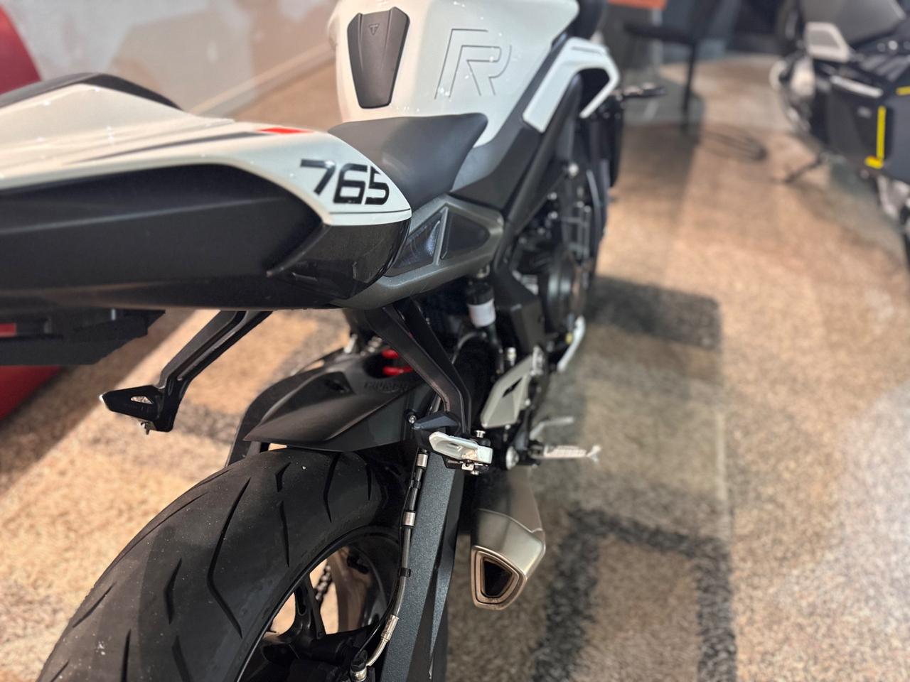 Triumph Street Triple R 765