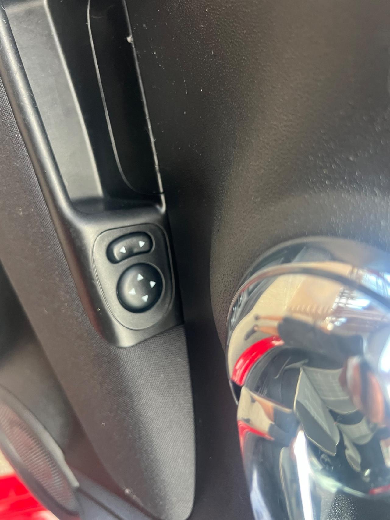 Fiat 500 1.0 Hybrid Red