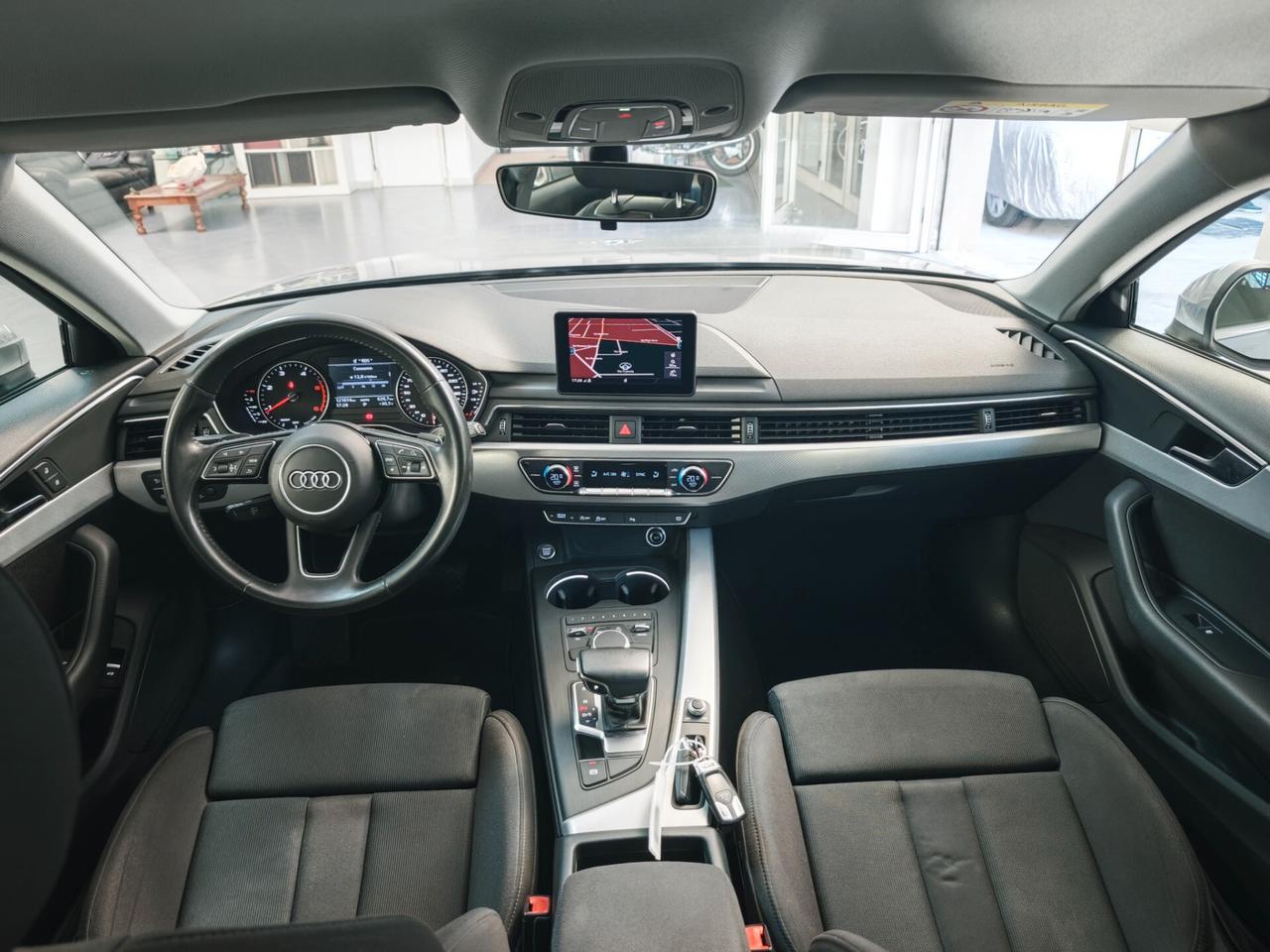 Audi A4 2.0 TDI 150 CV S tronic Business Sport COME NUOVA