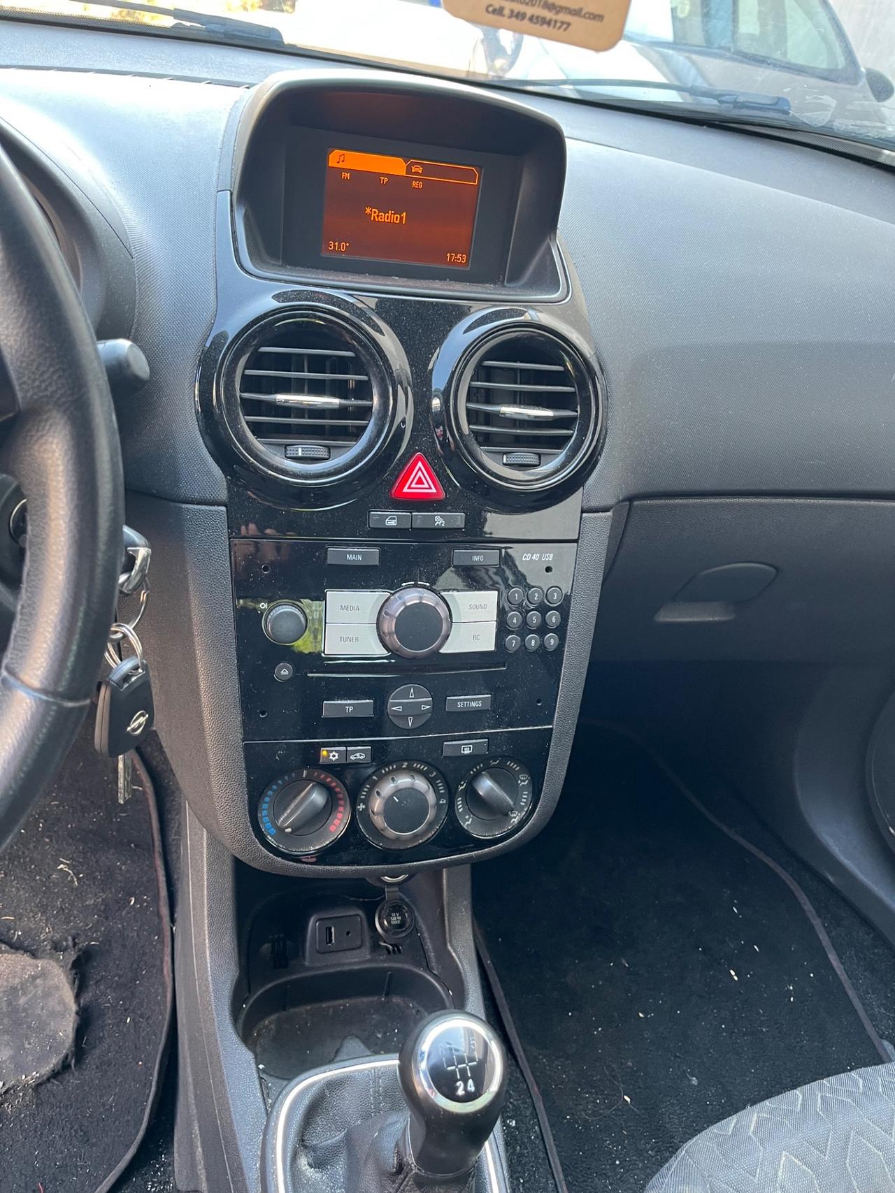 Opel Corsa 1.2 3 porte Edition