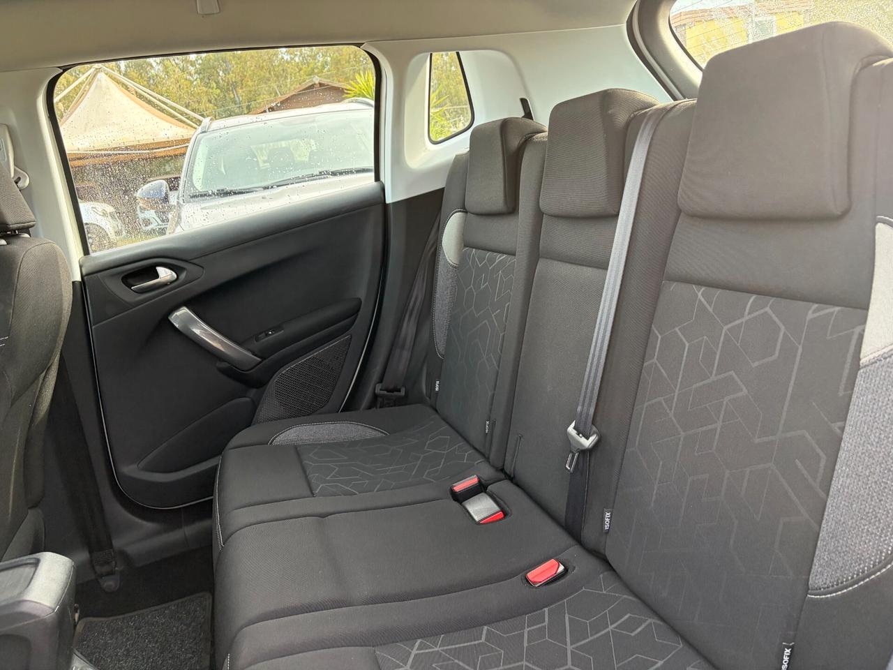 PEUGEOT 2008 1.6 HDI 99CV 111.000 KM UNICOPROPRIETARIO