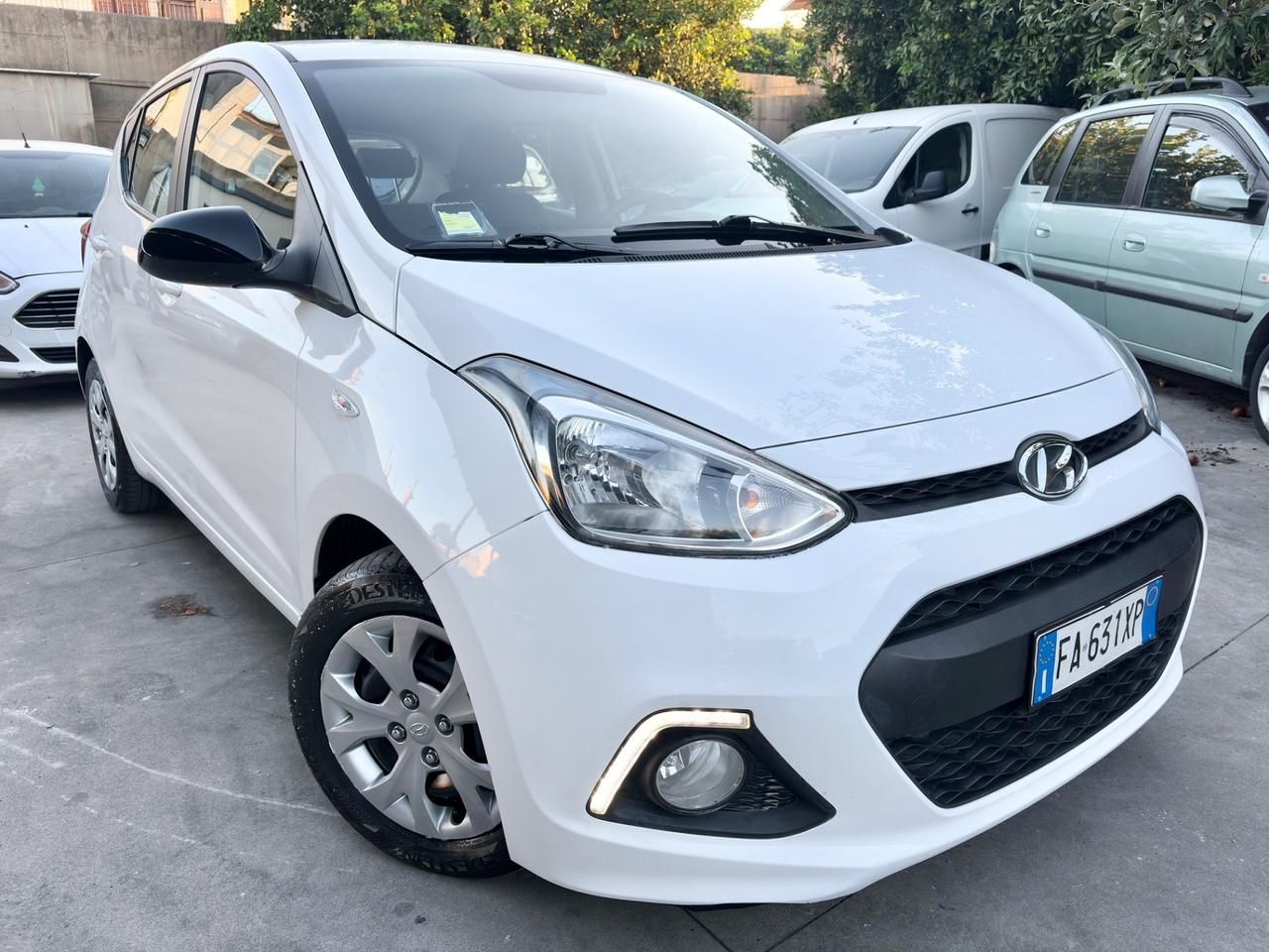 Hyundai i 10 1.0 benzina 147000km perfetta