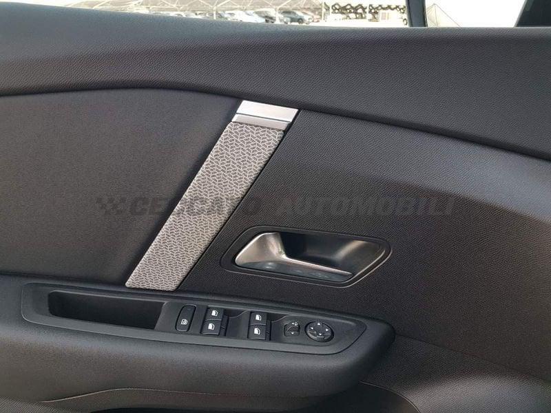 Citroën C4 C4 1.2 puretech Plus s&s 130cv