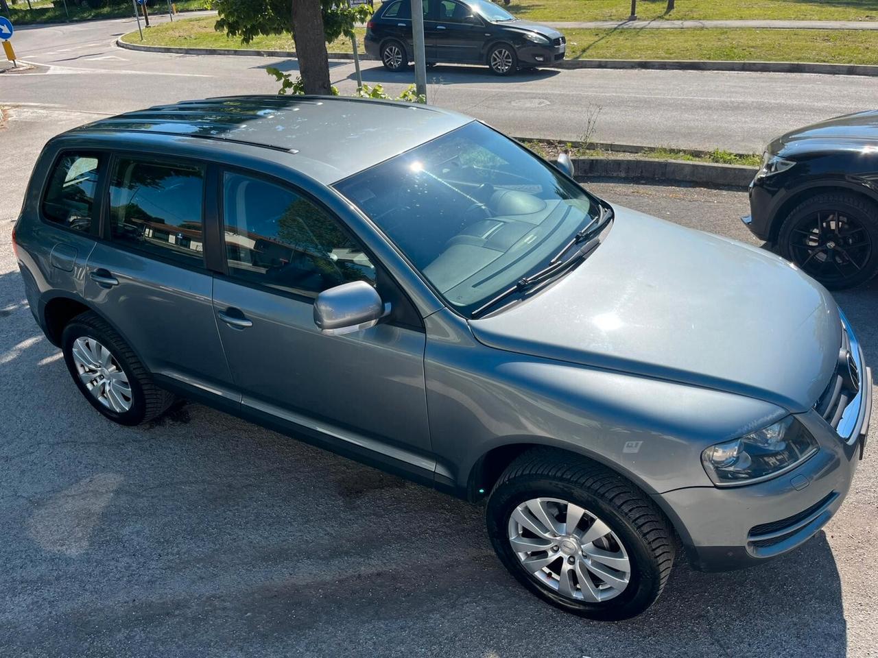 Volkswagen Touareg 3.0 V6 TDI DPF tiptronic
