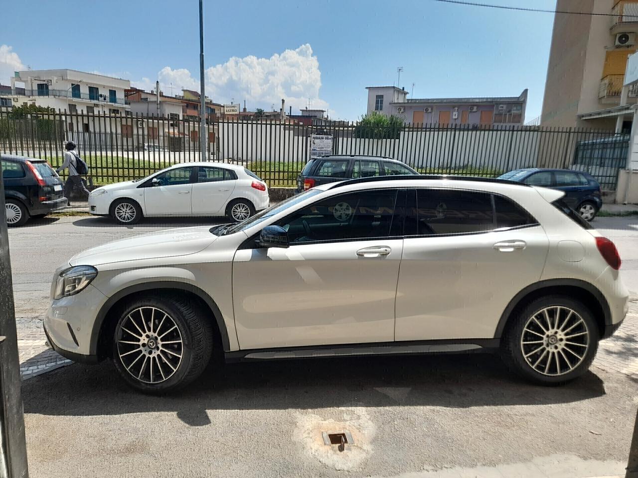 Mercedes-benz GLA 180 d Automatic Premium