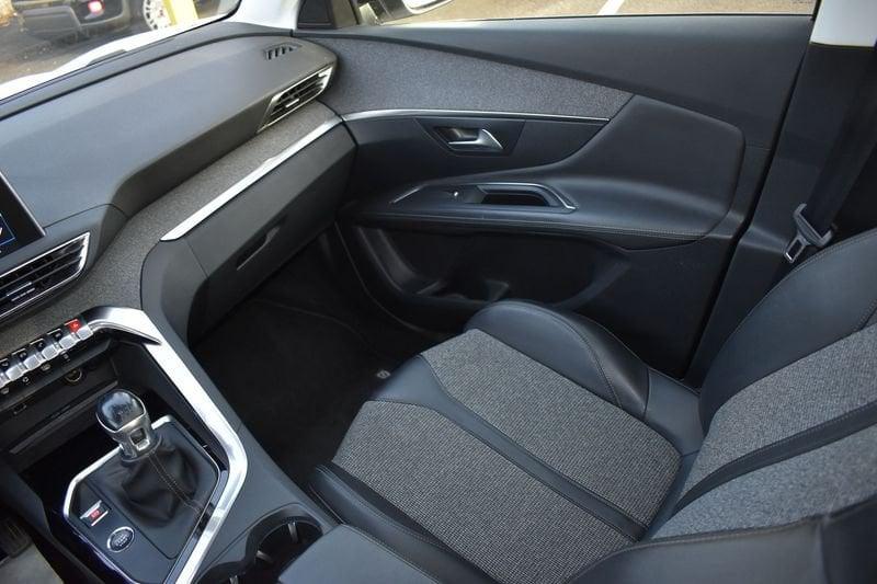 Peugeot 3008 BlueHDI 130 S&S Allure Pack