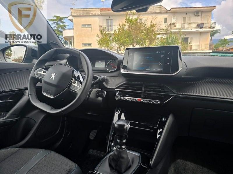 Peugeot 2008 100CV ALLURE NAVI FULL !