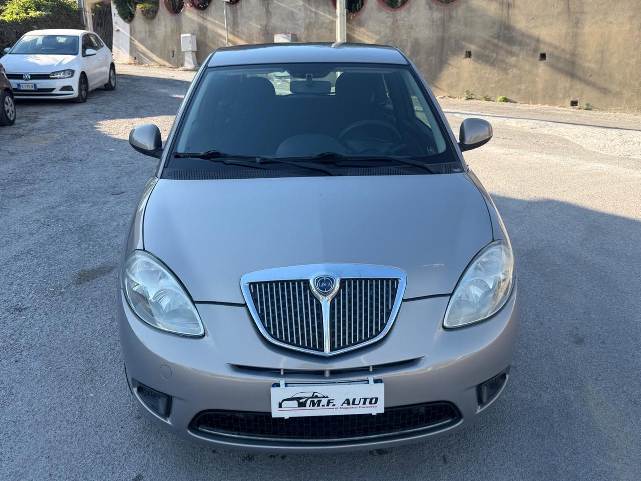 Lancia Ypsilon 1.2 Oro - 2011
