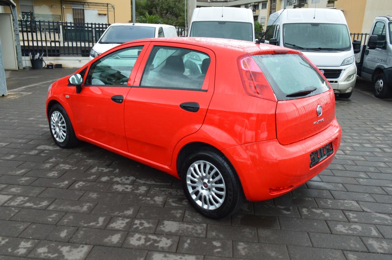 Fiat Punto Evo 1.3 MJT II S&S 95 CV 5 porte Street