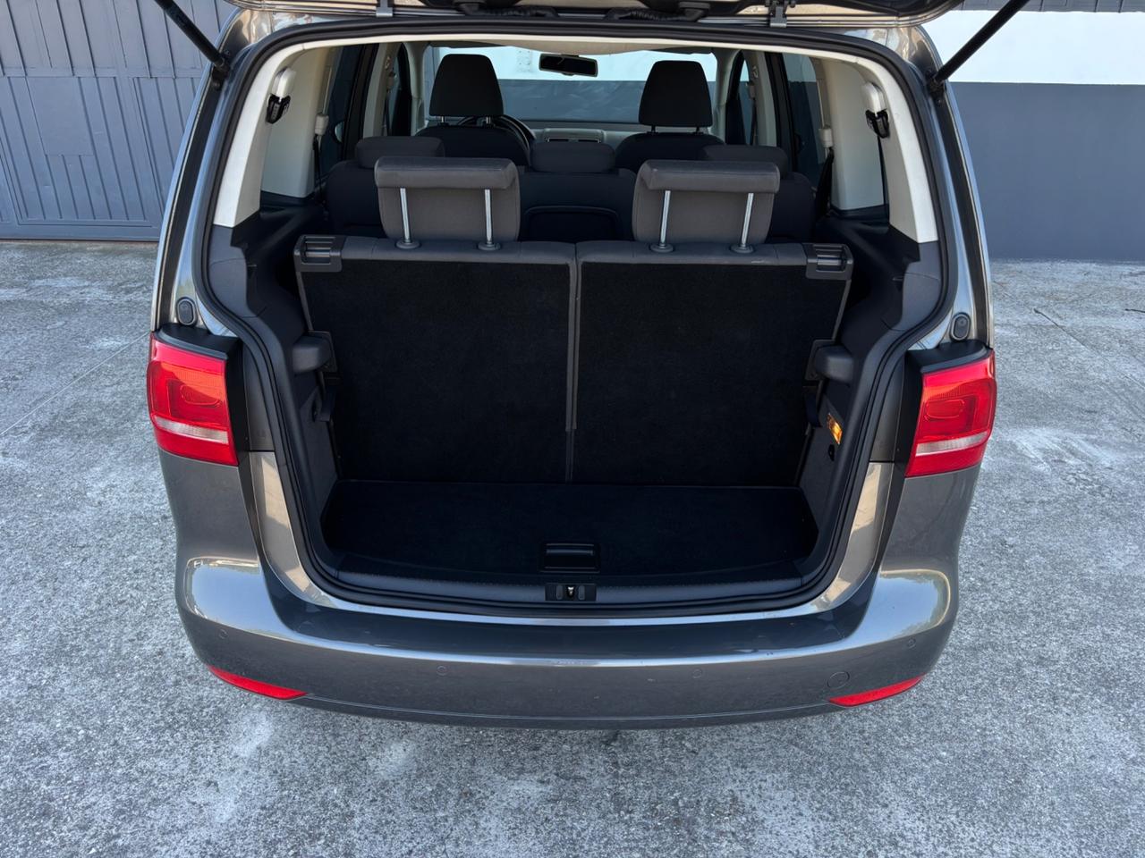 Volkswagen Touran 2.0 TDI 140 CV DSG Highline