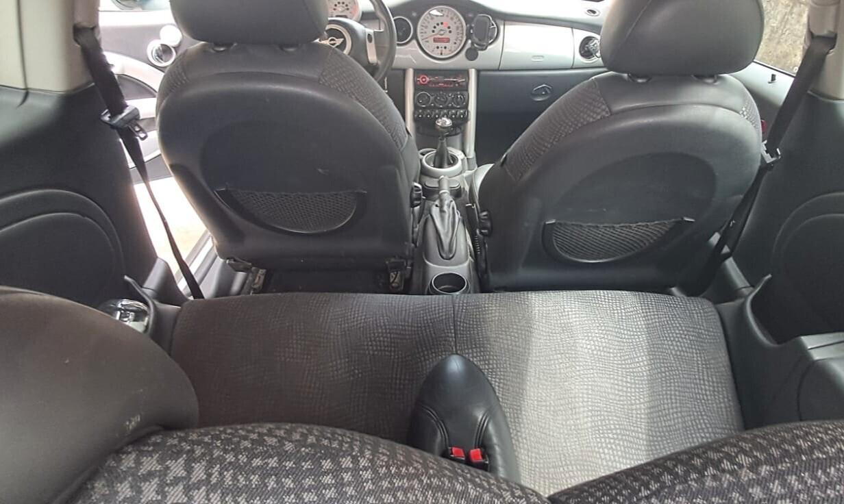 MINI COOPER 1.6 GUIDABILE DA NEOPATENTATI