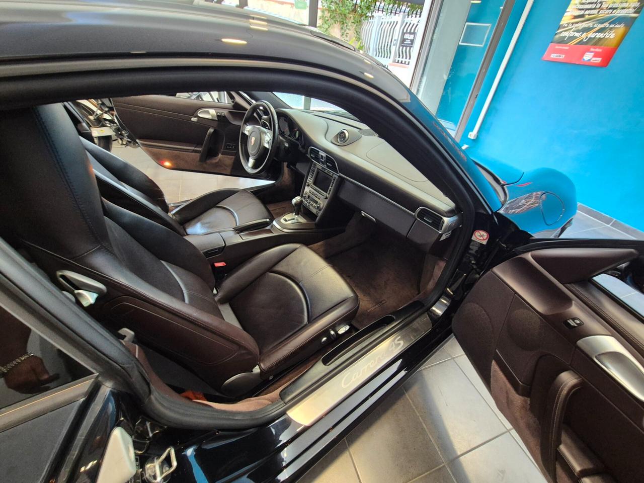 Porsche 911 Carrera 4S Coupé