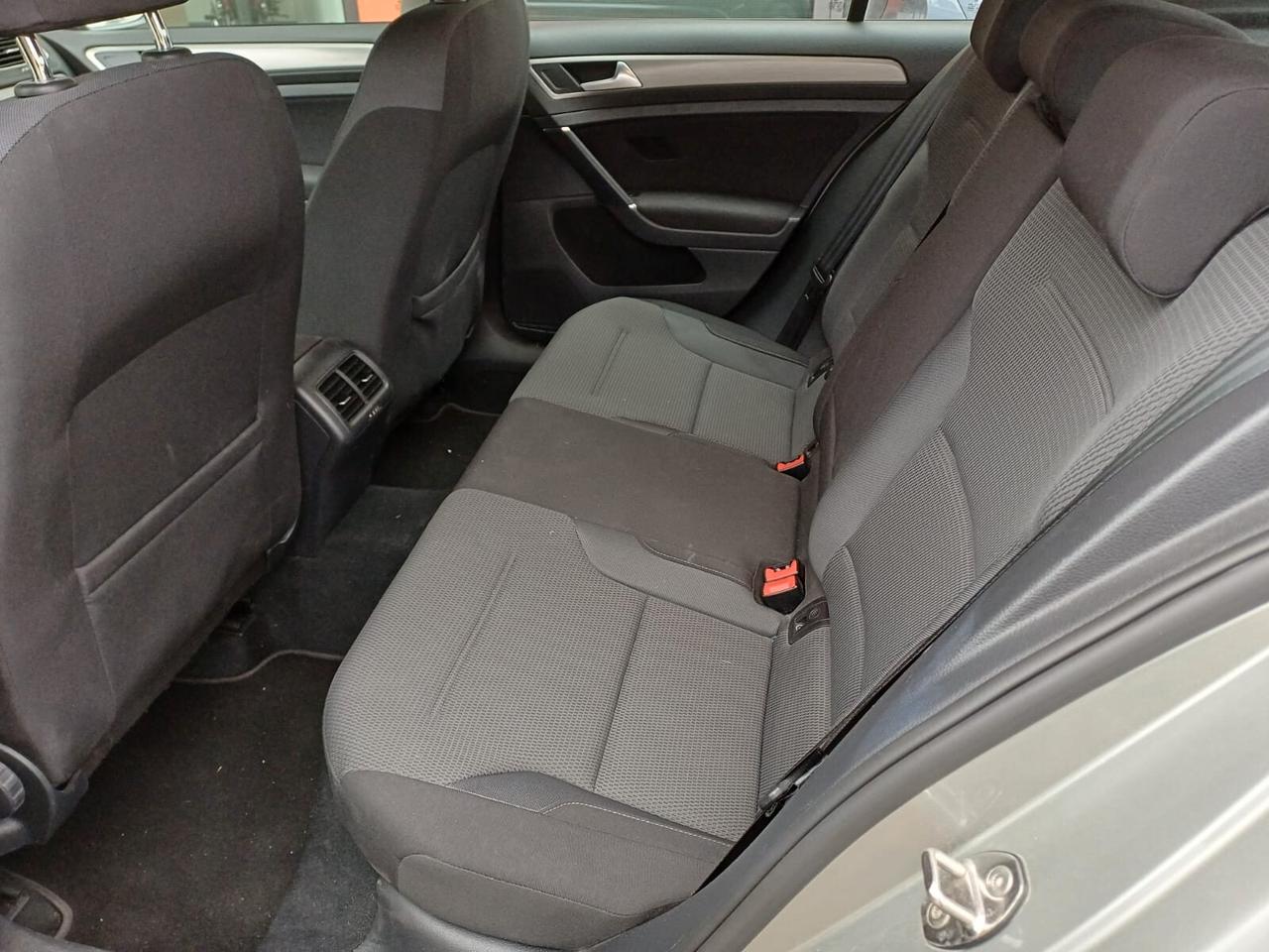 Volkswagen Golf 1.6 TDI 110 cv 5p. Comfortline BMT