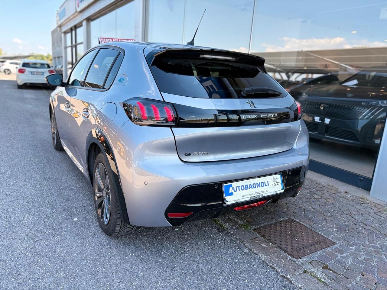Peugeot 208 ALLURE PACK motore elettrico 136 cv SPOTICAR