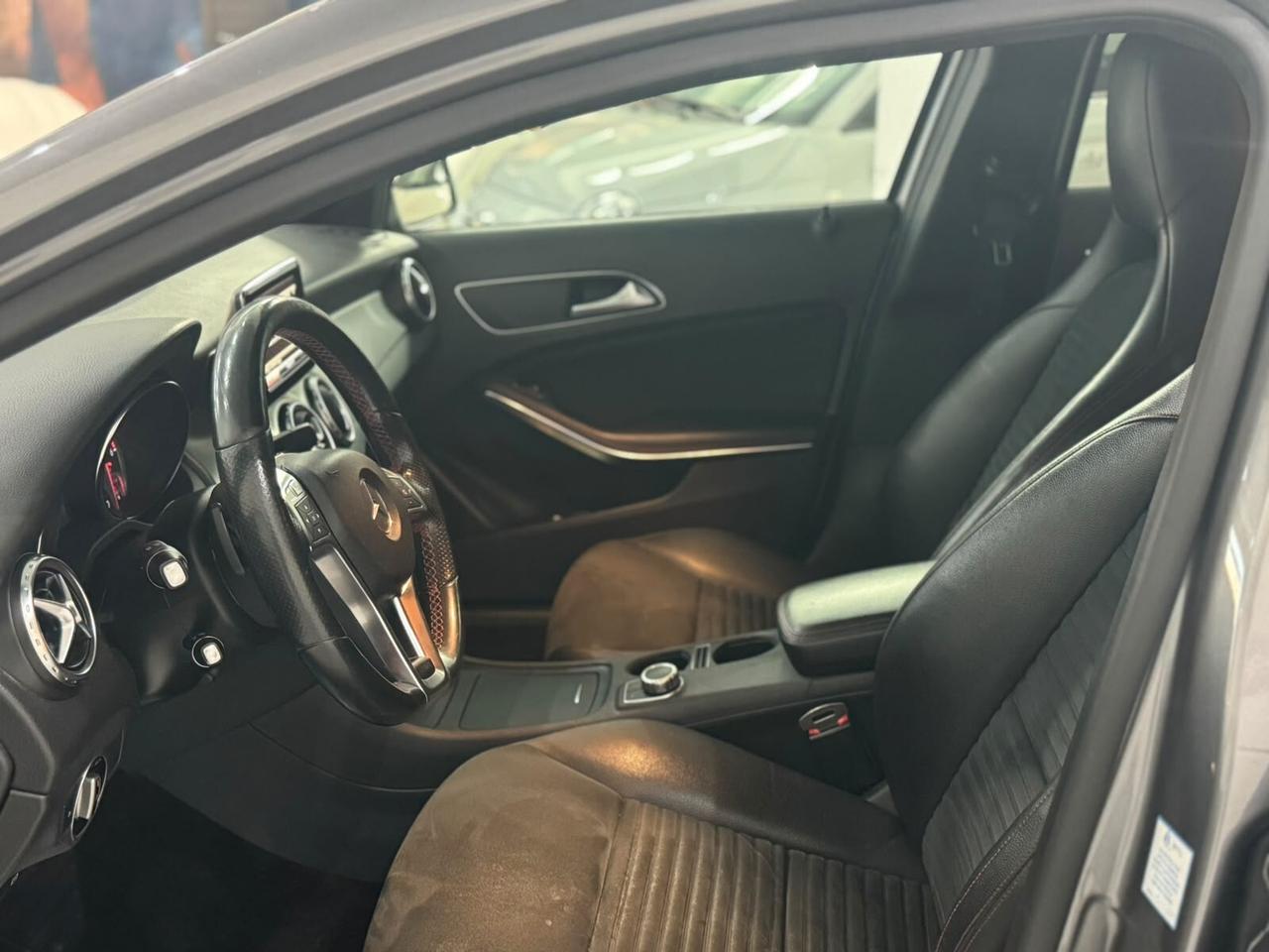Mercedes-benz GLA 220 CDI Automatic 4Matic Premium