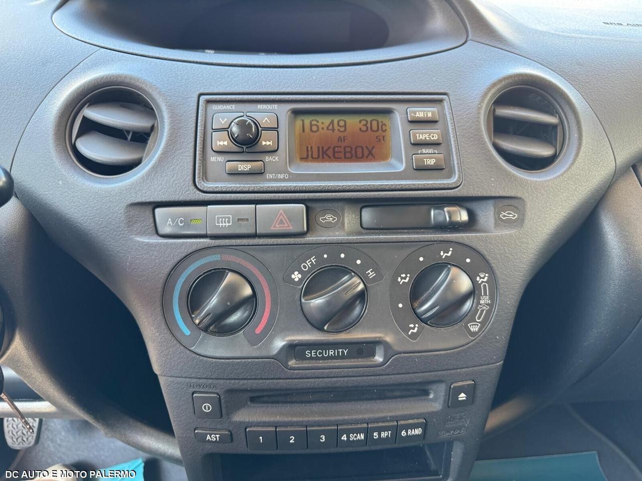 Toyota Yaris 1.0 Benzina 65CV.Nuovissim.a.2004