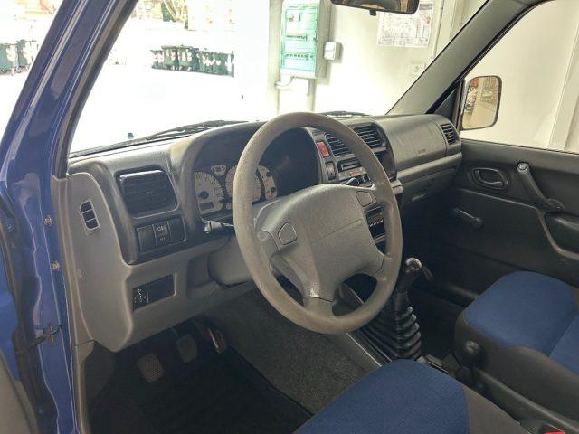 SUZUKI Jimny 1.3i 16V cat 4WD JLX