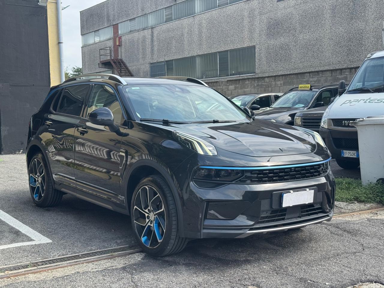 Lynk&co 01 PHEV (192 kw)