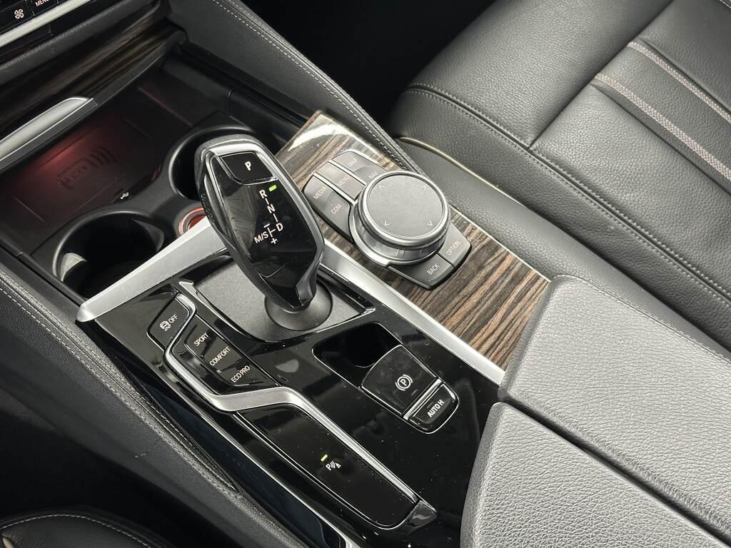 BMW Serie 5 Touring 520 d Mild Hybrid 48V Luxury Steptronic