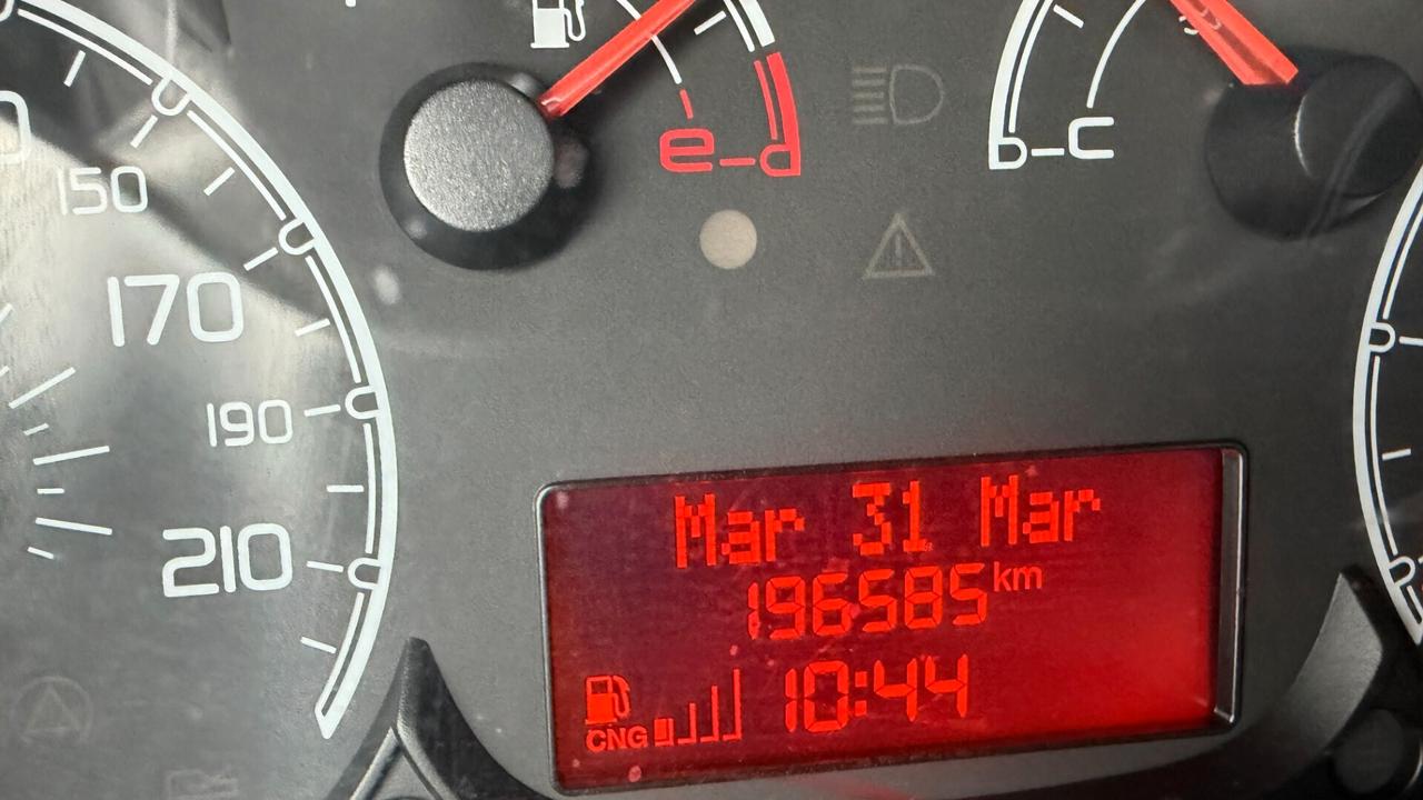 Fiat Doblo 7 POSTI 1.4 BENZINA E METANO 16V Natural Power Emotion