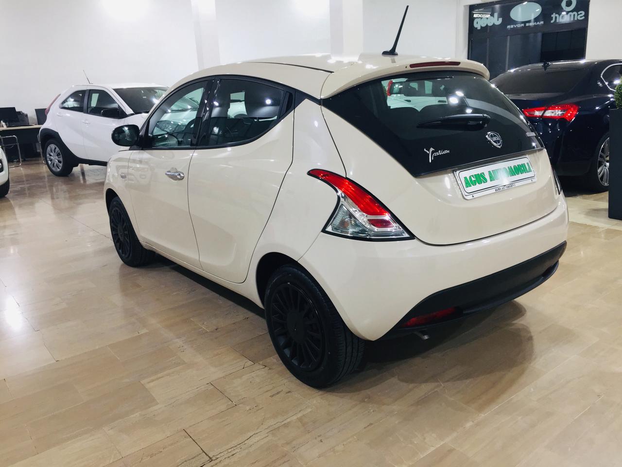 LANCIA Ypsilon 1.0 FireFly 5p. S&S Hybrid