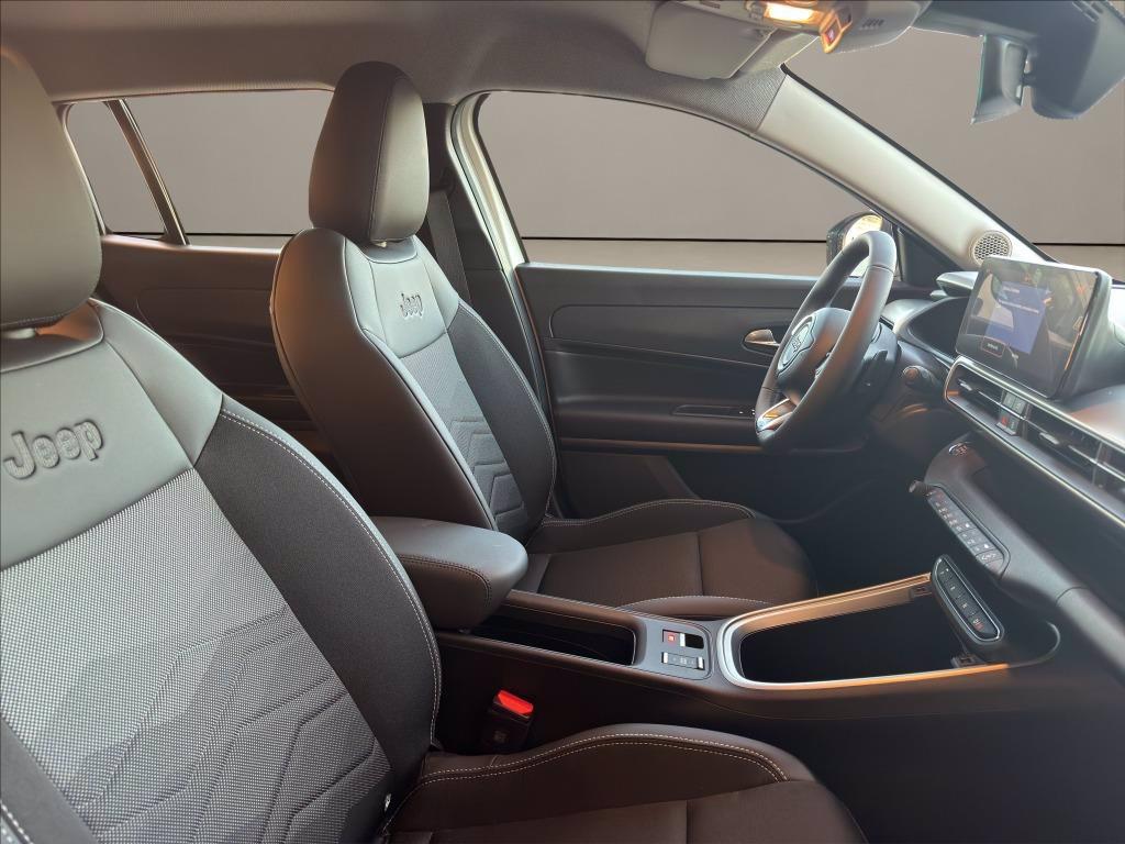 JEEP Avenger 1.2 turbo e-hybrid mhev Altitude fwd 110cv edct6 del 2025