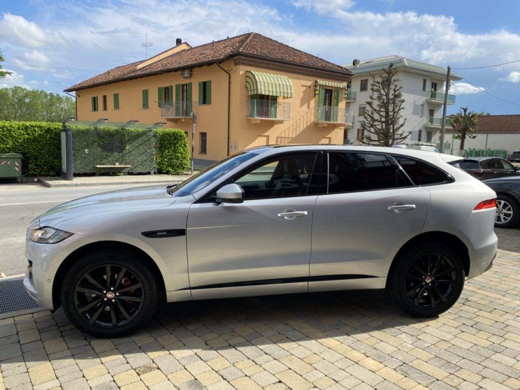 Jaguar F-Pace 2.0 D 240 CV AWD aut. R-Sport NAVI-CAM-LED-PANO-20
