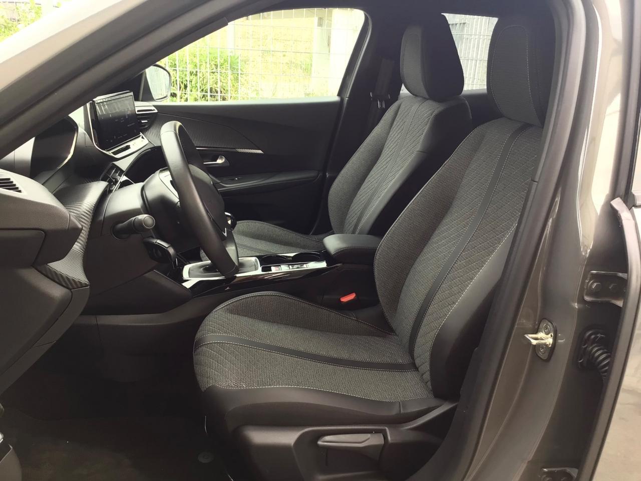 Peugeot 2008 NUOVA 2008 PureTech 100 Allure Pack