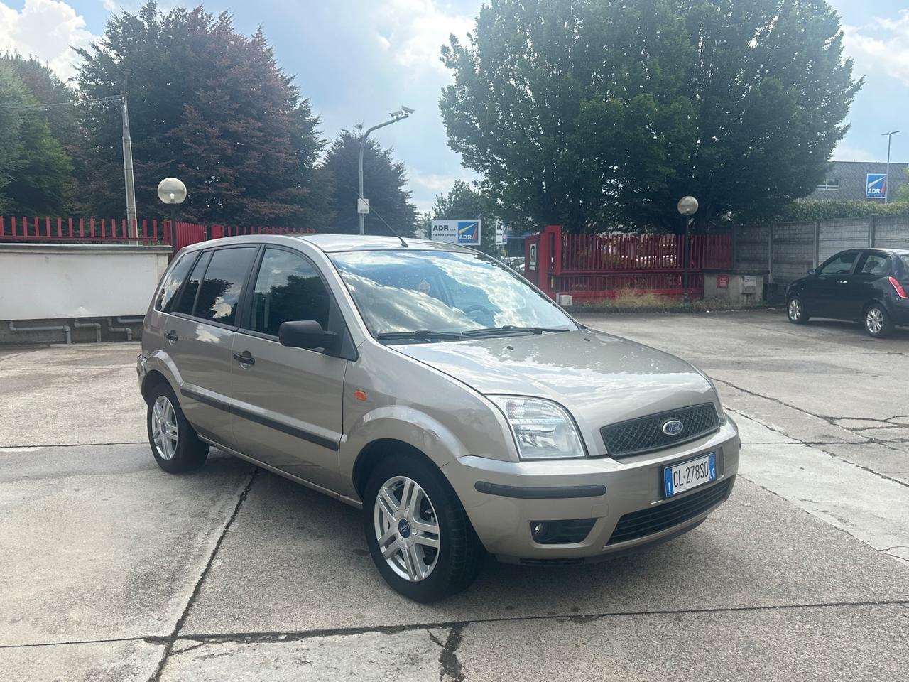 Ford Fusion 1.4 16V 5p.