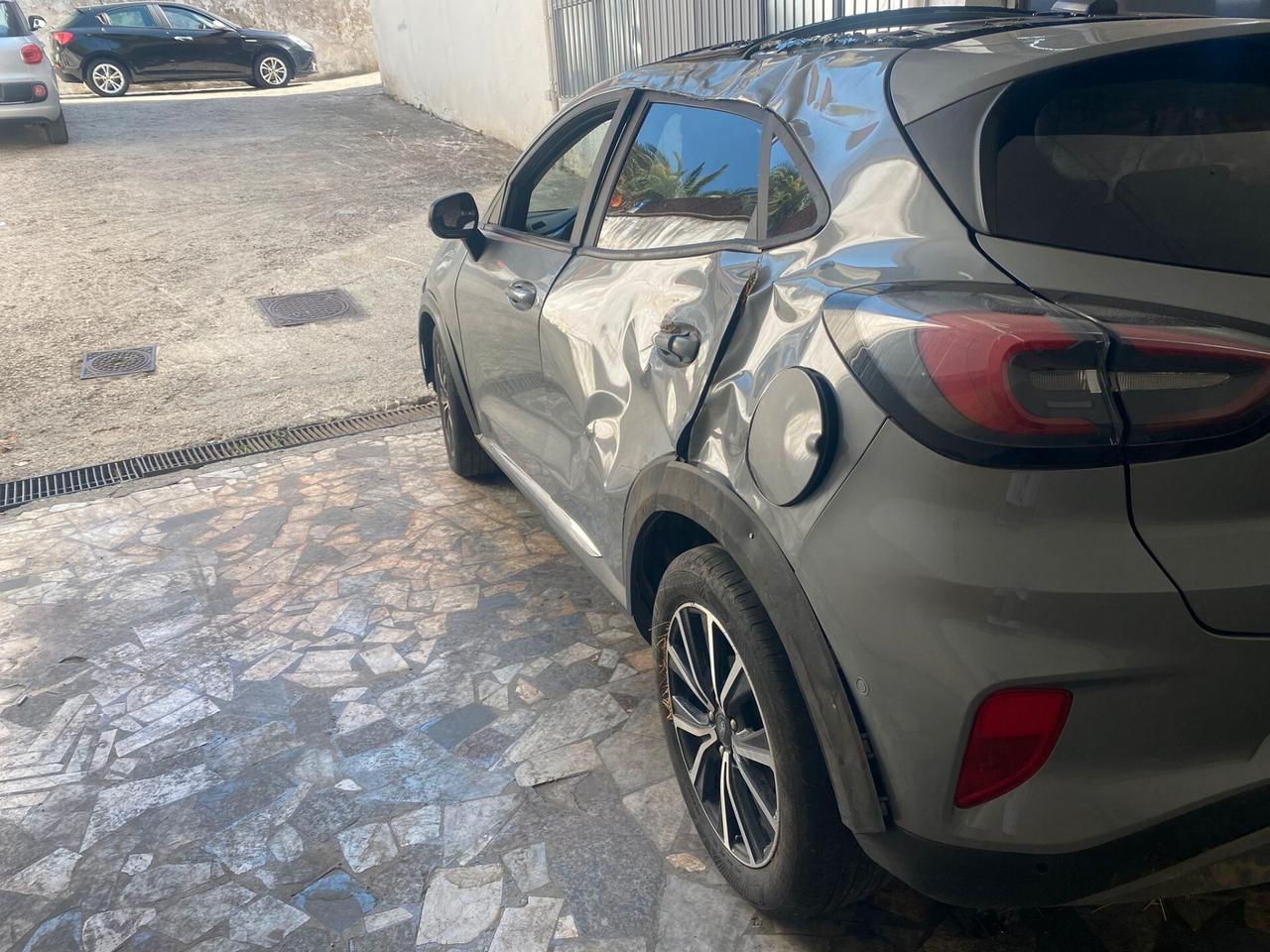 Ford Puma 1.0cc hybrid(PRIVATO)-2023