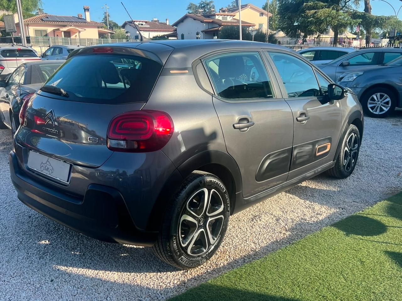 Citroen C3 PureTech 83 S&S C-Series