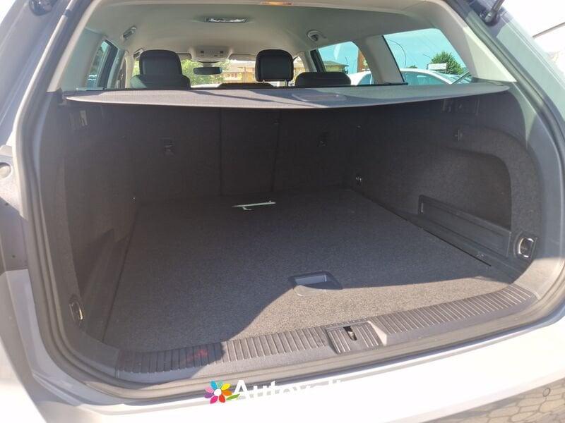 Volkswagen Passat VARIANT 2.0 TDI COMF. BMT DSG