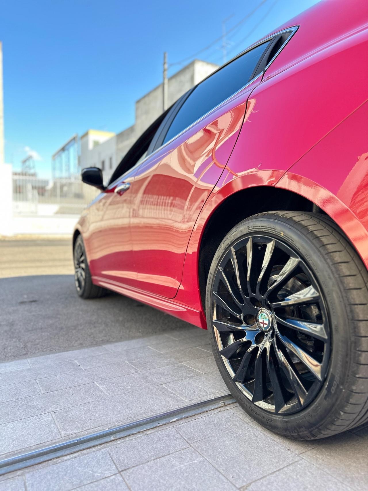 Alfa Romeo Giulietta 1.6 JTDm 120 CV-2016-NAVI-PELLE