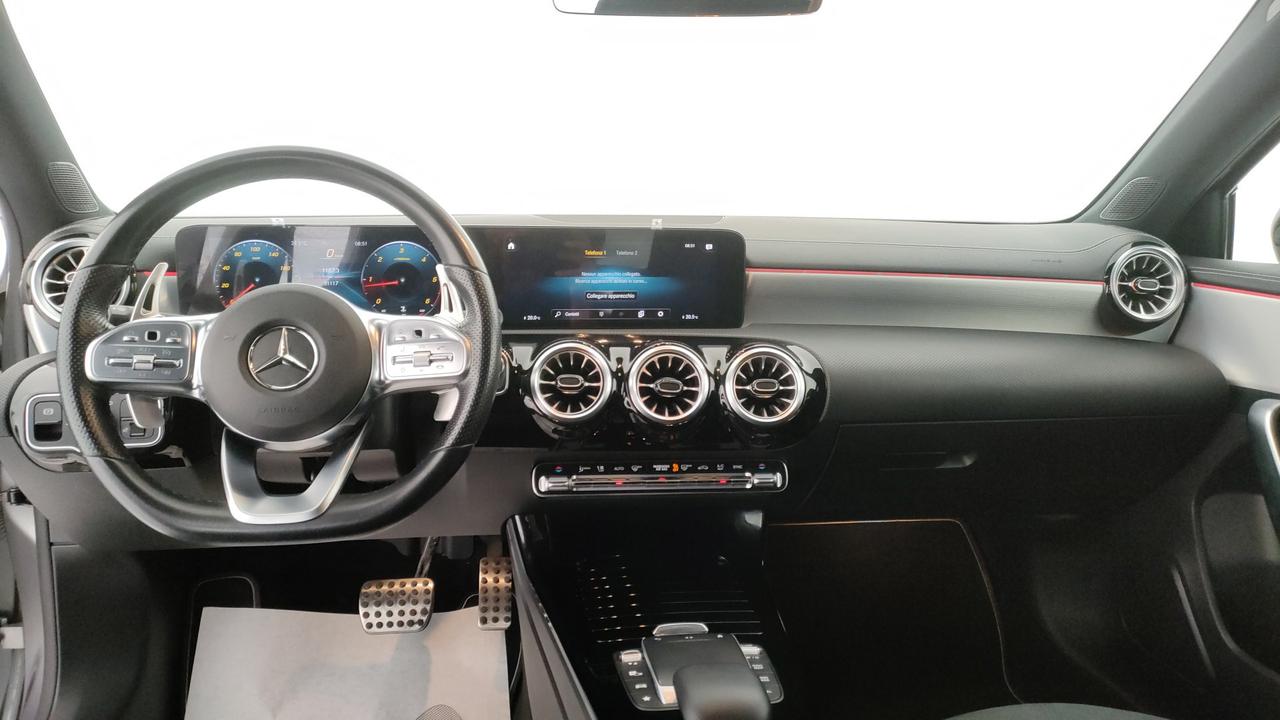 Mercedes-Benz A 180 d Premium Night edition auto
