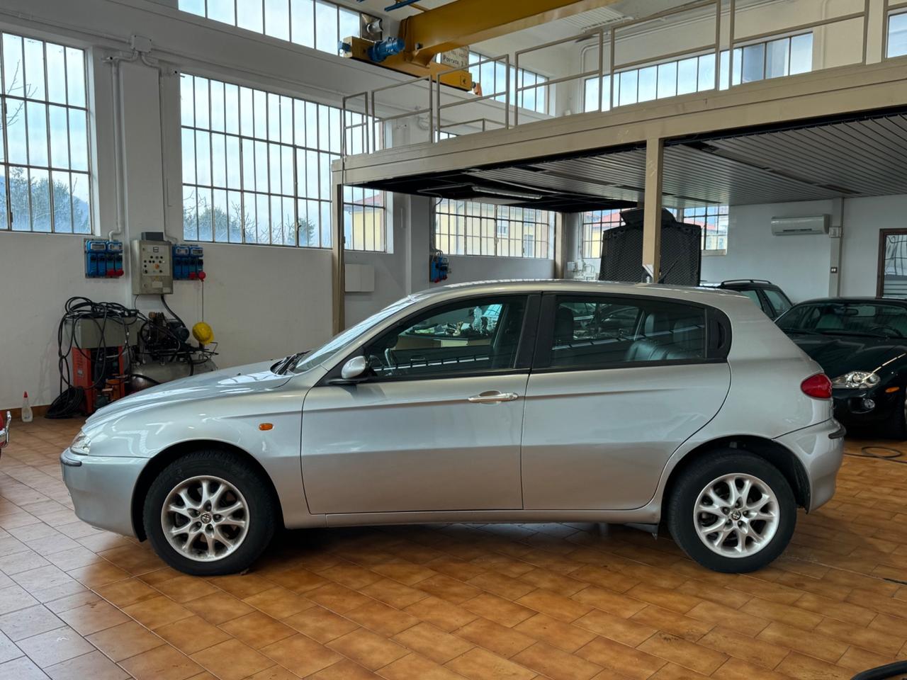 Alfa Romeo 147 1.6 TS - Uniprop. - Prima vernice