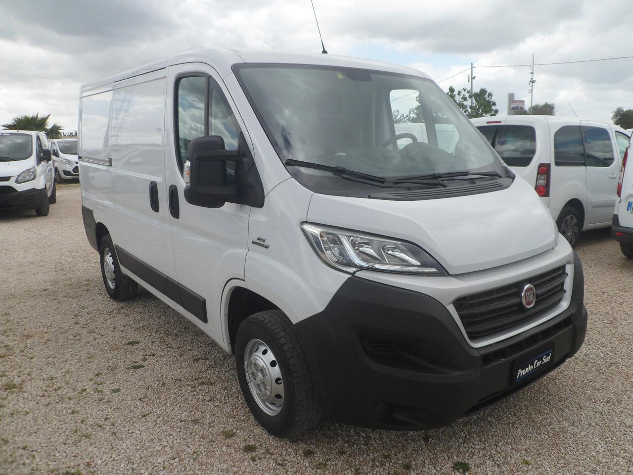 Fiat Ducato furgone tetto basso