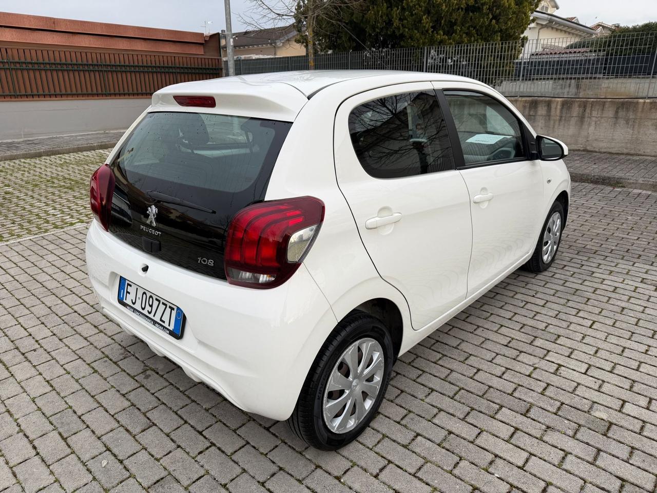 Peugeot 108 *NEOPATENTATI* 5 porte Access