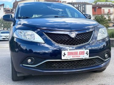 Lancia Ypsilon 1.2 69 CV 5P Gold UCONNECT Blue&Me