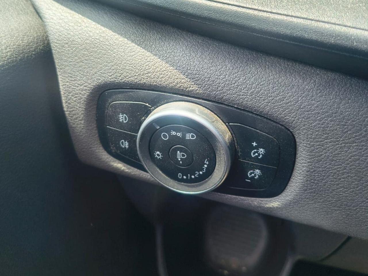 Ford Transit Custom 280 2.0 EcoBlue Hybrid 130 PC Furgone Trend
