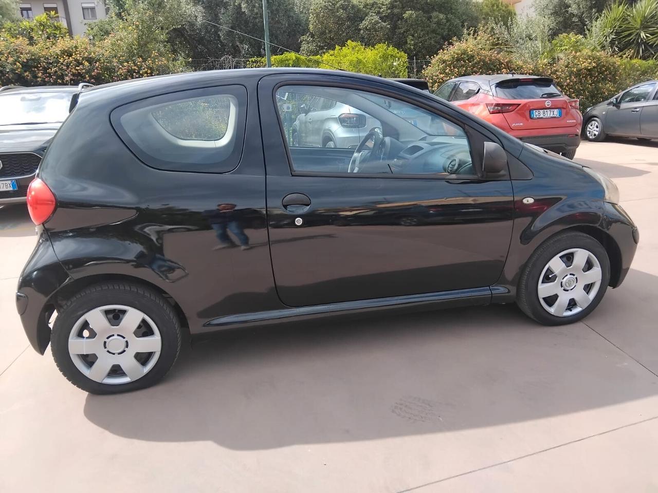 TOYOTA AYGO 1.0 CLIMA CYTI 12 MESI DI GARANZIA