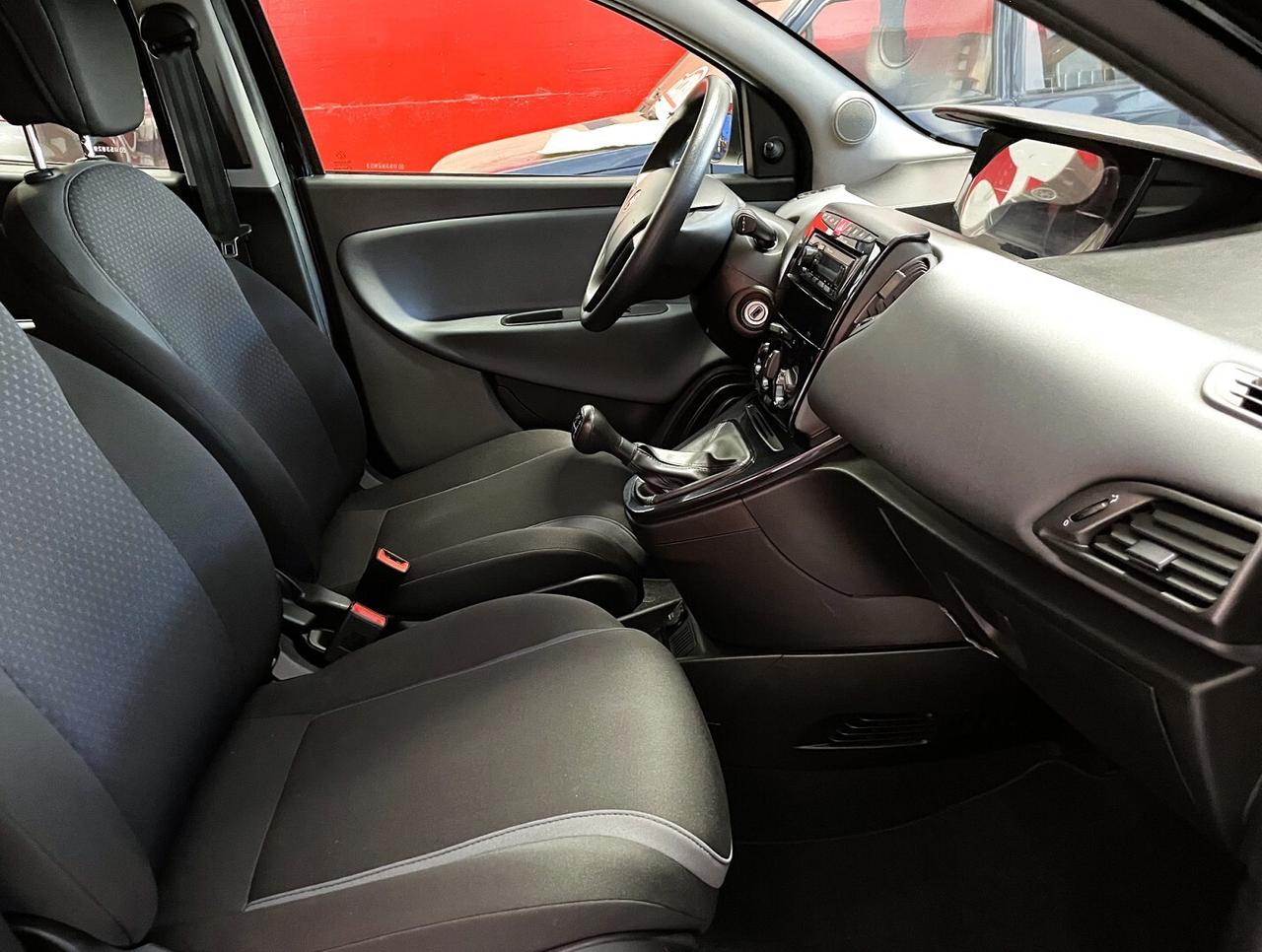 Lancia Ypsilon 1.3 Mjt Neopatentati 65.000Km Promo