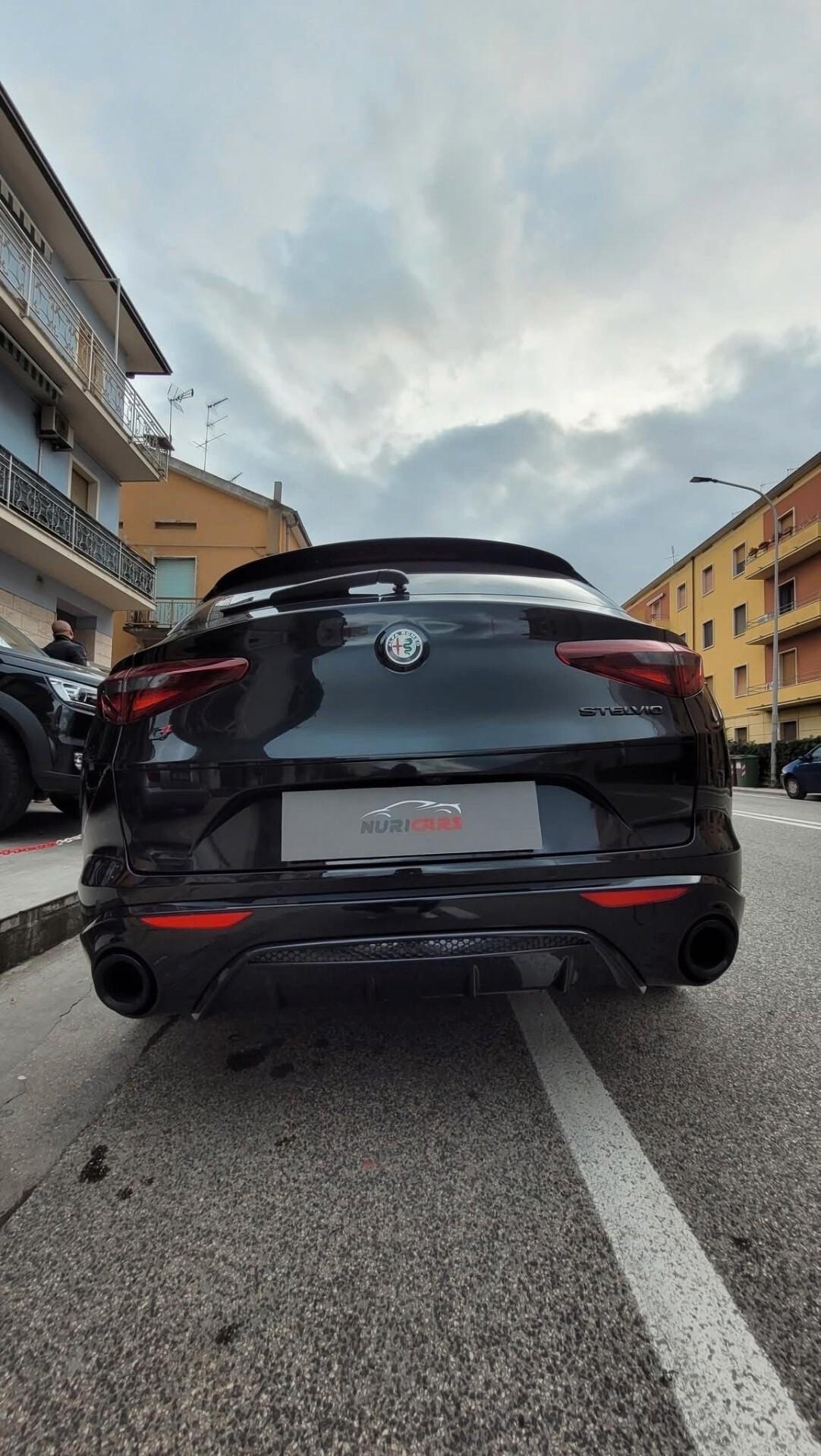 Alfa Romeo Stelvio 2.2 Turbodiesel 210 CV AT8 Q4 Veloce