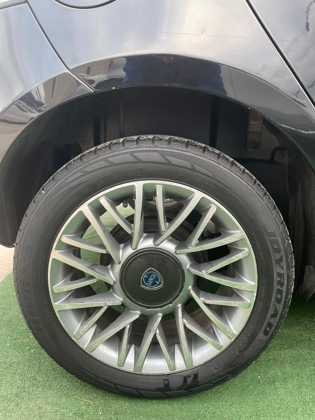 Lancia Ypsilon 2017 LED-GPL