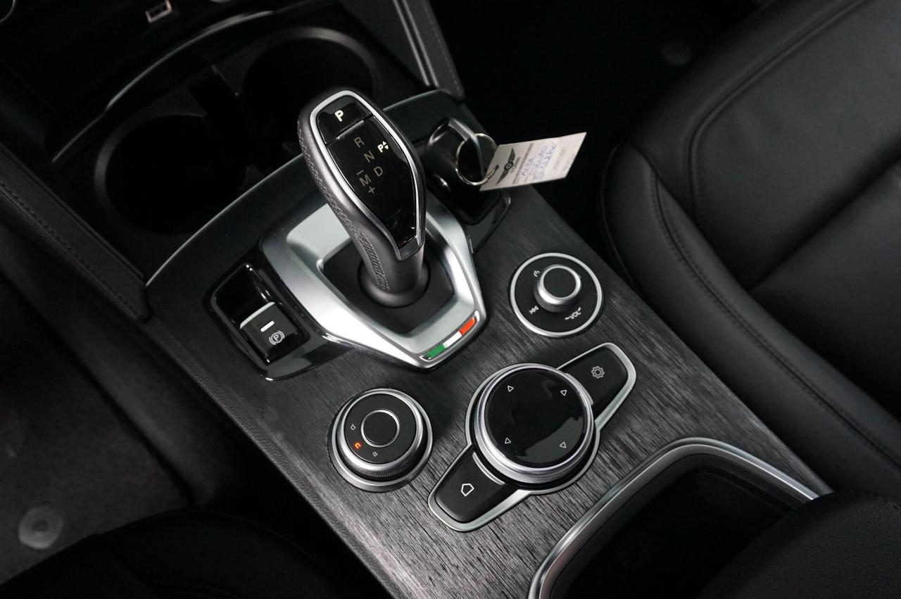 Stelvio 2.2 Turbodiesel 190 CV AT8 Q4 Executive