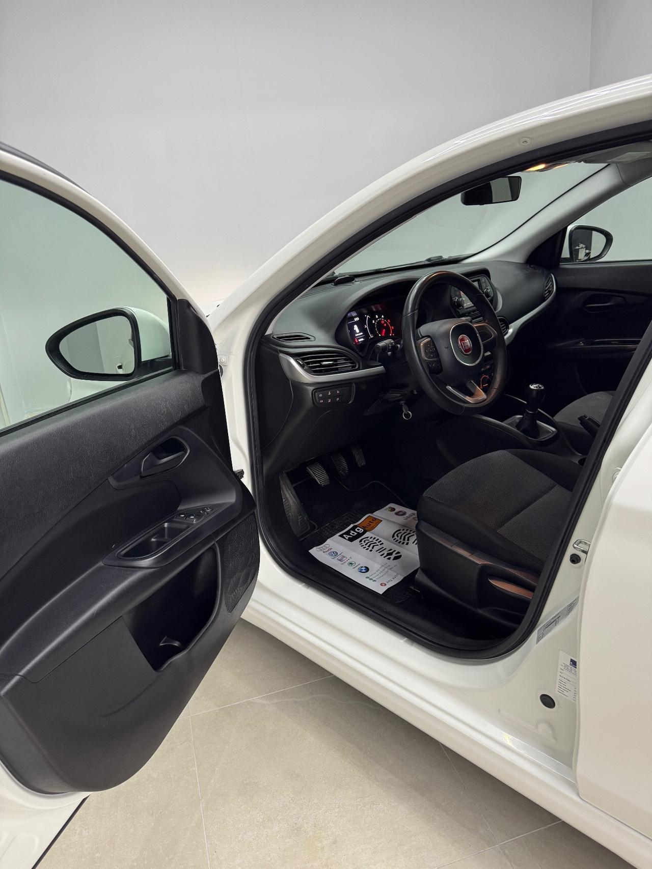 Fiat Tipo 1.3 Mjt S&S 5 porte Easy