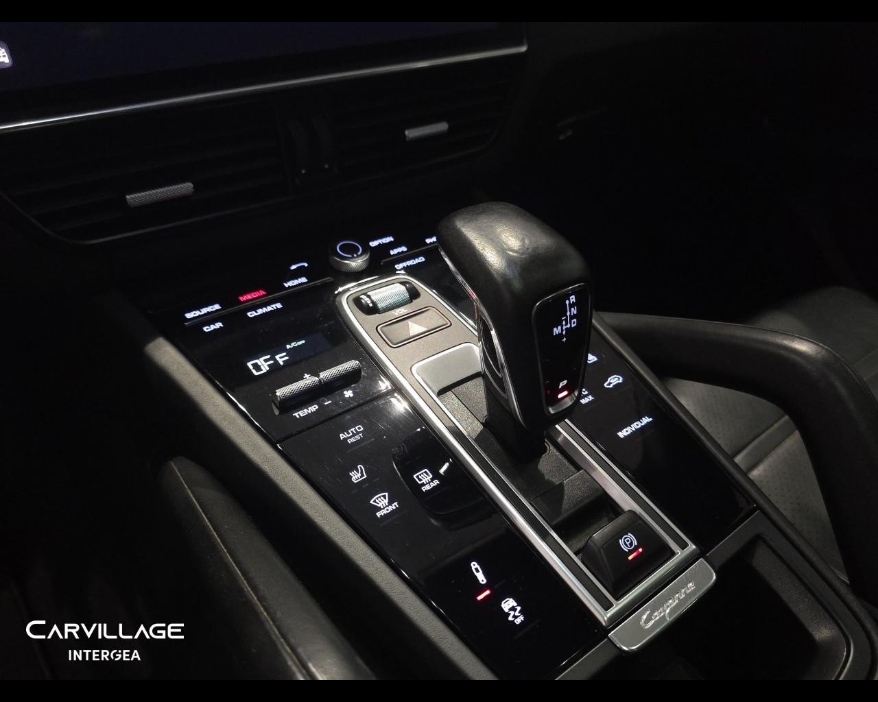 PORSCHE Cayenne Coupe 3.0 e-hybrid 5p.ti tiptro