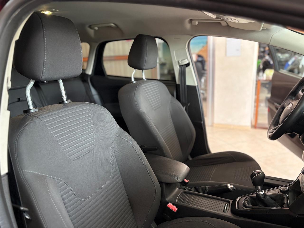 Ford Focus 1.5 TDCi 120 CV Titanium permute finanziamenti