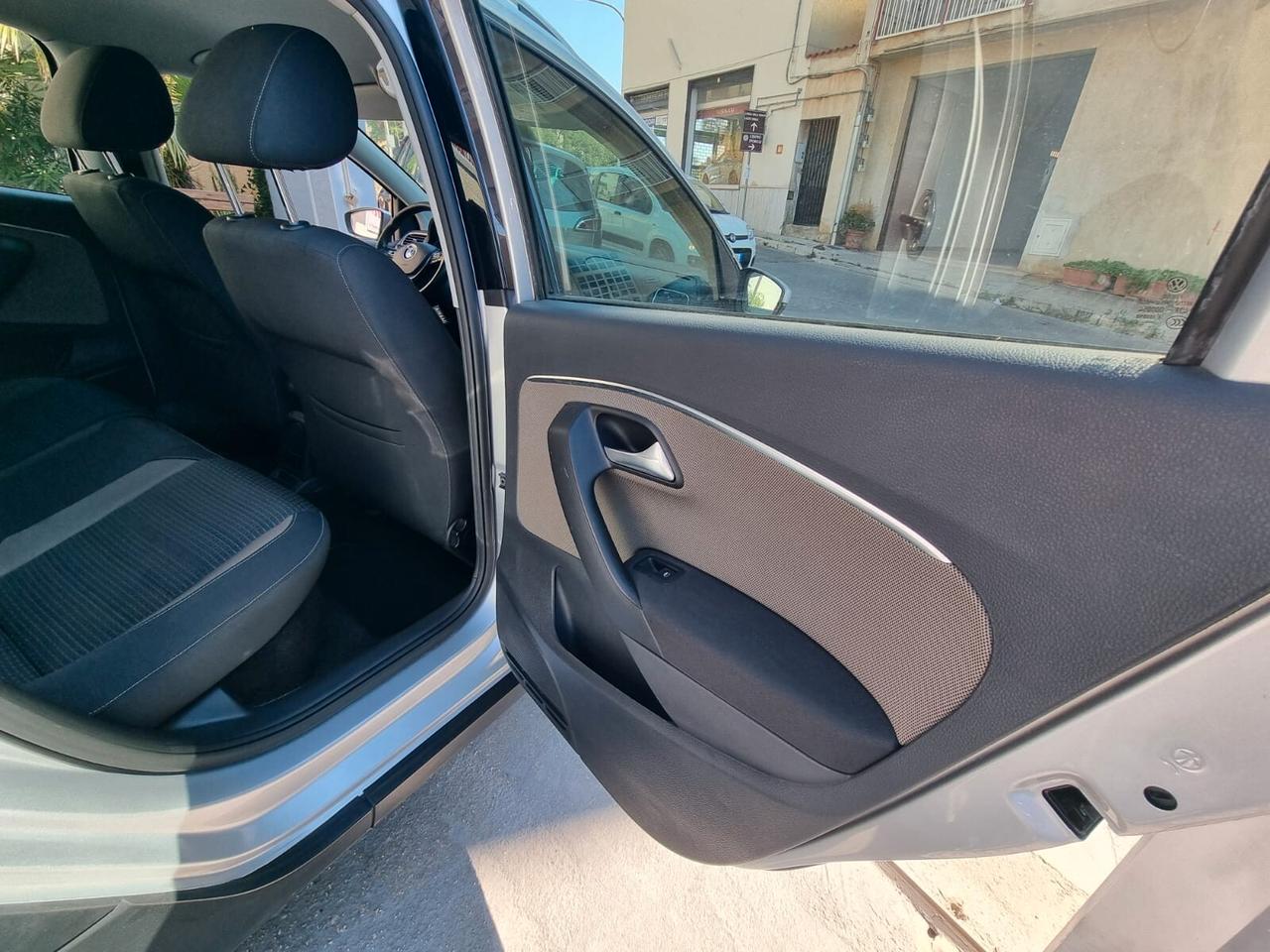 Volkswagen Polo Cross 1.4 TDI BlueMotion Technology