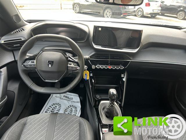 PEUGEOT 2008 1.2 PURETECH ALLURE