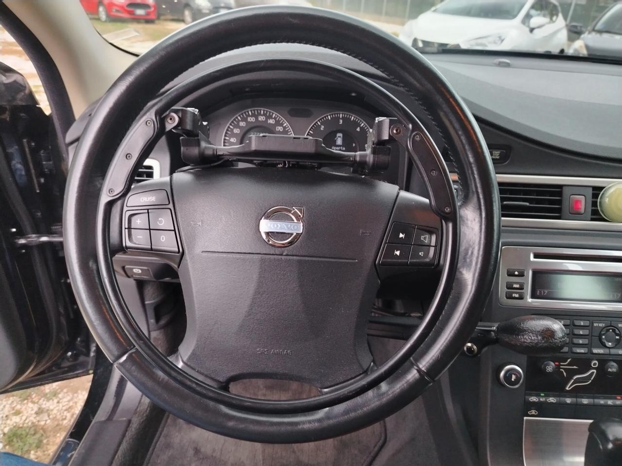 Volvo V70 2.4 D5 Summum